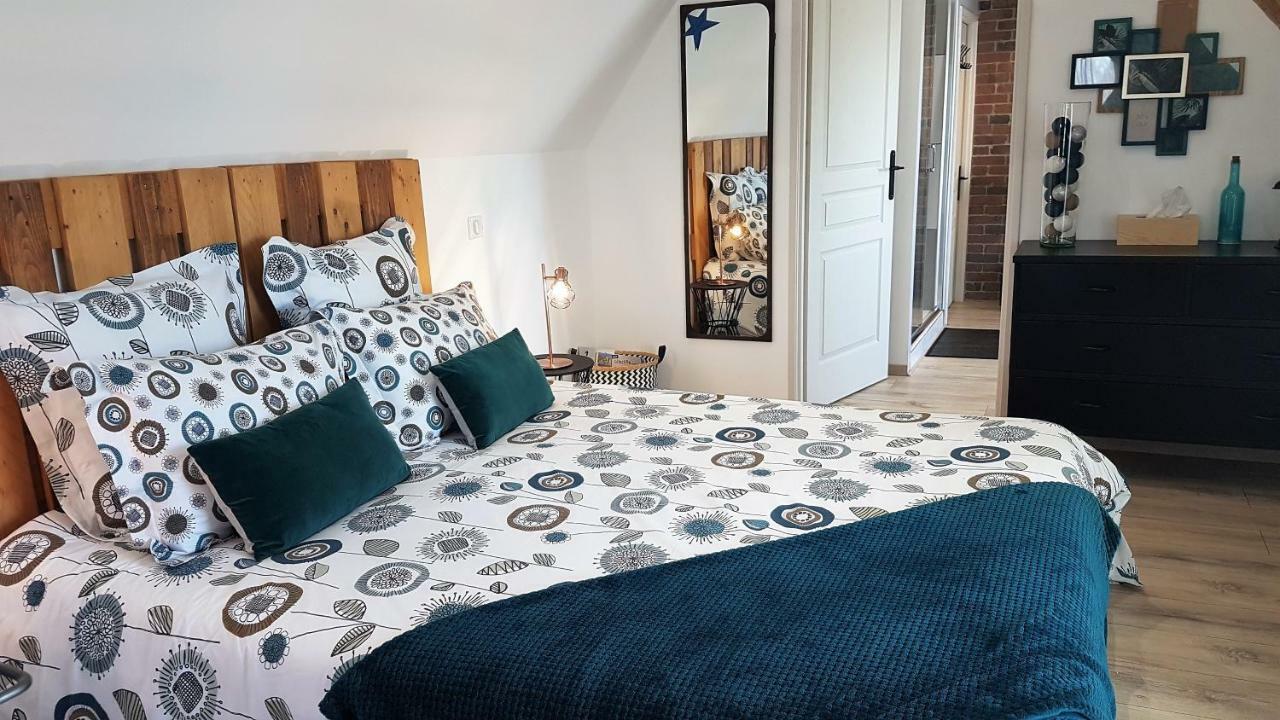 Le Clos Des Etoiles B&B 勒布奎 外观 照片